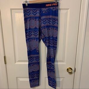 VGUC Nike Pro Hyperwarm Nordic Print Brushed Training Tights